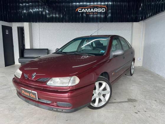 RENAULT LAGUNA 2.0 NEVADA RT 16V GASOLINA 4P MANUAL